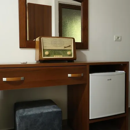 Te Rrapi Hotel